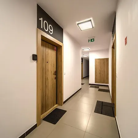 Inzynierska 39 Deluxe Studio شقة *